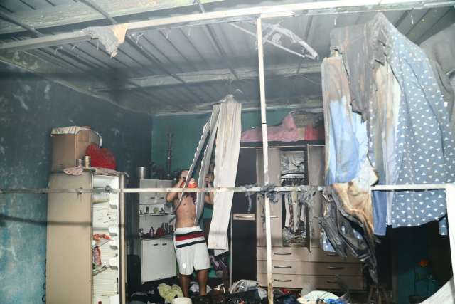 Com m&atilde;e intubada com covid, enfermeiro tem quarto destru&iacute;do em inc&ecirc;ndio