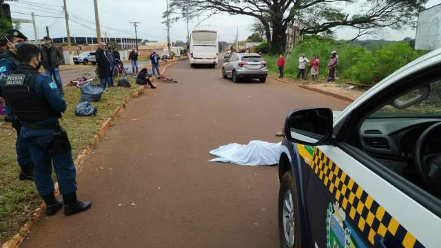 Motorista que fugiu ap&oacute;s matar ciclista atropelado se entrega &agrave; pol&iacute;cia 