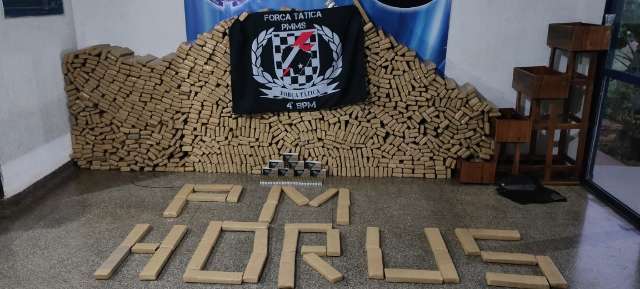  PM atira em pneus durante fuga e apreende ve&iacute;culo com 1 tonelada de maconha