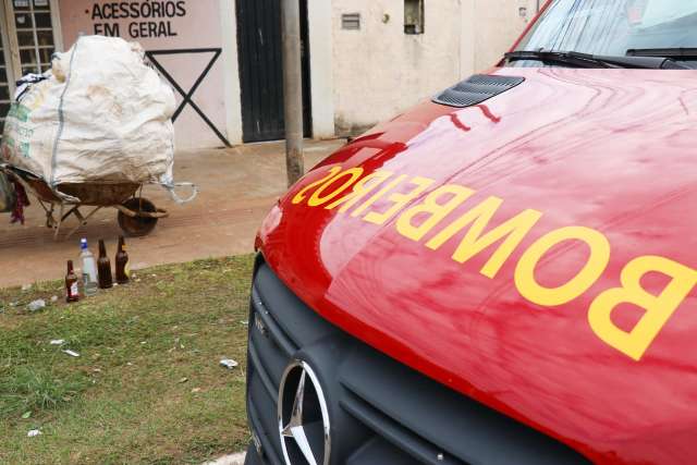 Vizinhos socorrem homem encontrado espancado em varanda