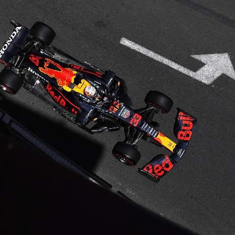 Verstappen faz o melhor tempo e larga na frente pela segunda vez na temporada