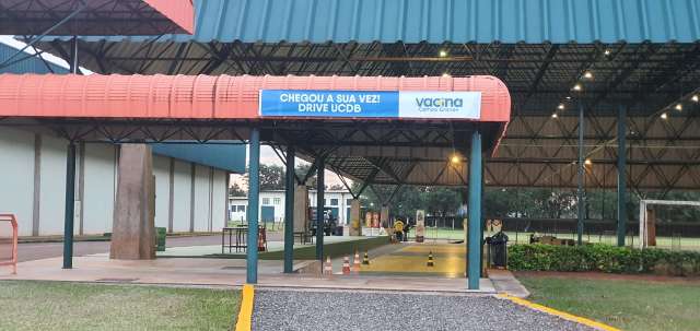 Drive-thru em universidade começa a vacinar na próxima quinta-feira
