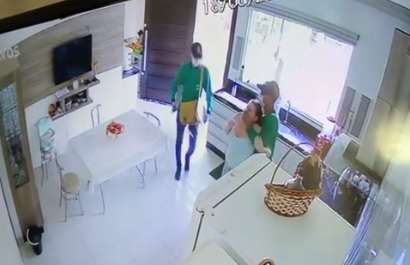 &Eacute; fake: v&iacute;deo de mulher rendida por assaltantes de uniforme n&atilde;o &eacute; de MS 