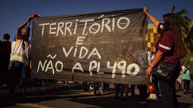 &Iacute;ndios acampam em Bras&iacute;lia contra marco temporal que impacta 194 terras em MS