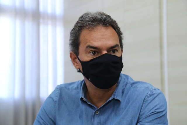 &ldquo;Aprendemos com as escolas particulares&rdquo;, diz Marquinhos sobre volta &agrave;s aulas