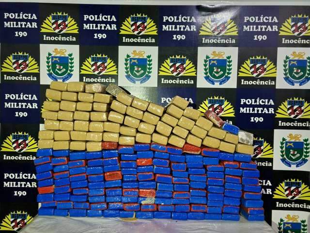 Durante fuga, traficante cai em ribanceira e outro se joga de carro em movimento