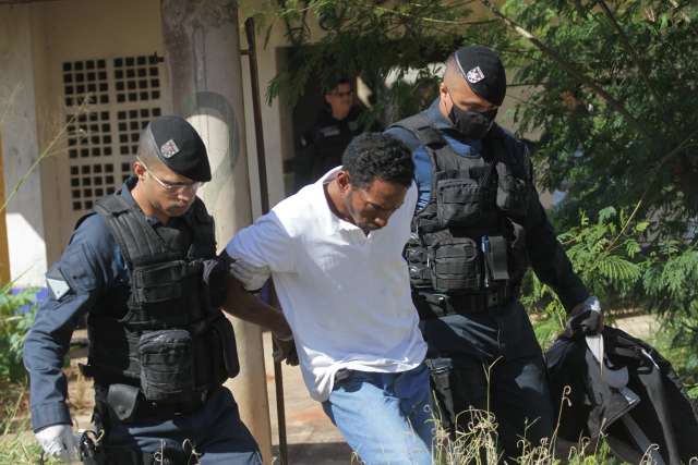 Homem &eacute; preso por estupro e ataques a mulheres