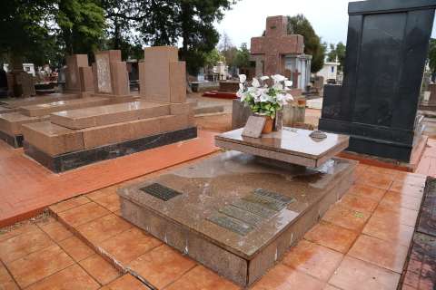 Jamil Name será sepultado na quarta-feira no cemitério Santo Antônio