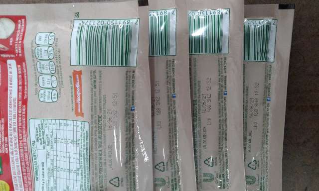Procon autua 4 com&eacute;rcios por produtos vencidos e irregularidades na venda