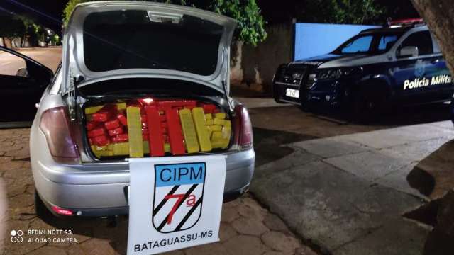 Adolescente &eacute; flagrado dirigindo ve&iacute;culo com meia tonelada de maconha