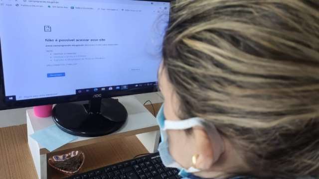 Sem internet, Sesau suspende todo tipo de vacina&ccedil;&atilde;o em 10 postos