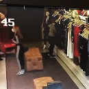 Casal é flagrado furtando vestido de R$ 1 mil e sapatos de R$ 500