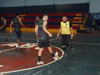 Equipe do Buybet Futsal durante preparação para a Taça Brasil de Futsal (Foto: Arquivo)