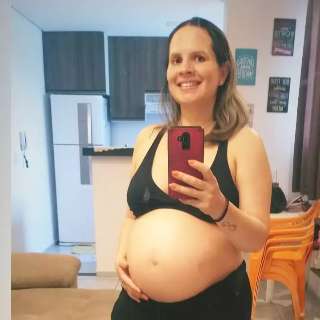 Com mãe intubada, gêmeos nascem de 29 semanas e família pede ajuda para enxoval