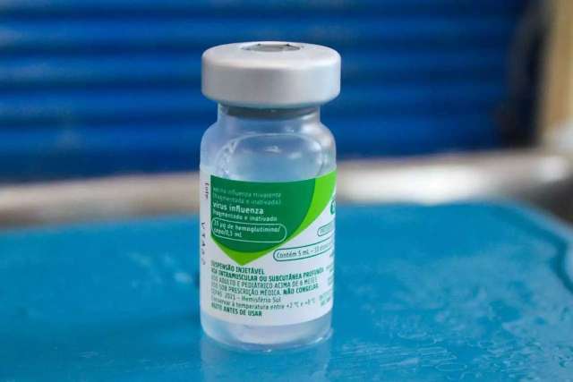 Em mutir&atilde;o, postos de sa&uacute;de abrem hoje para aplicar vacina da gripe