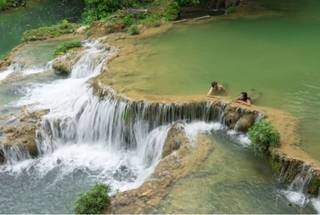 Cachoeiras e piscinas naturais na região de Bonito. (Foto: Daniel De Granville)
