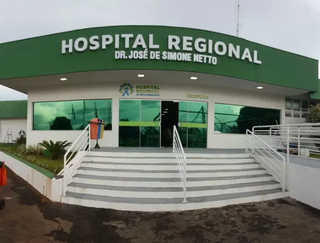 Fachada do Hospital Regional de Ponta Porã, onde as vagas estão disponíveis (Foto: Aquivo)