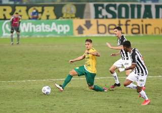 Atl&eacute;tico-MG bate Cuiab&aacute;, engata 2&ordf; vit&oacute;ria seguida e entra no G4 do Brasileir&atilde;o