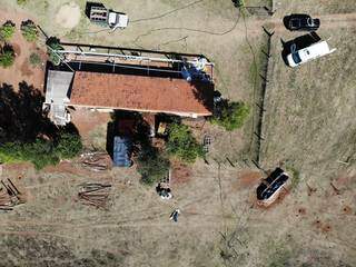 Equipe da PF durante cumprimento de mandado de busca. (Foto: Polícia Federal)