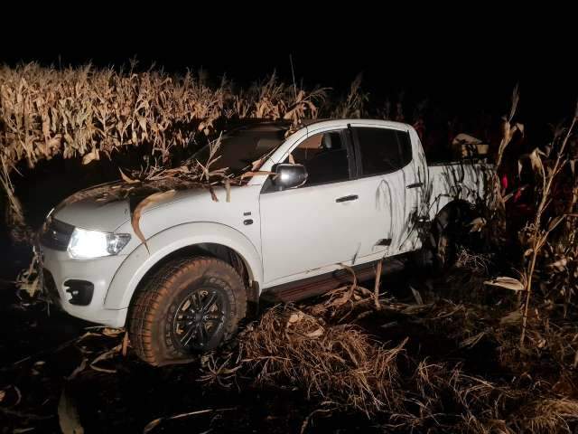 Traficante abandona Triton roubada em S&atilde;o Paulo com 1.500 quilos de maconha