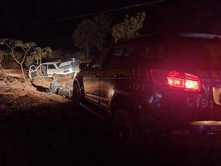 Traficante perde controle em persegui&ccedil;&atilde;o e abandona carro com 198 Kg de drogas