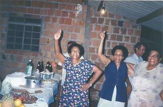 &ldquo;Rainha An&ocirc;nima&rdquo; se foi aos 94 anos, mas deixa li&ccedil;&atilde;o de como ser festeira