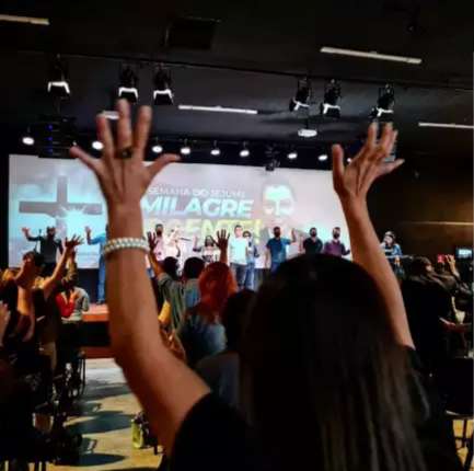 Em um só dia, igreja evangélica arrecada R$ 13 mil com fiéis