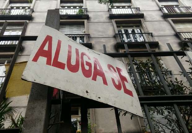 Prefeito sanciona programa e vai ajudar a pagar aluguel de fam&iacute;lias