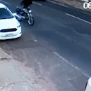 Jovem tem moto furtada, em plena luz do dia na regi&atilde;o central da Capital 