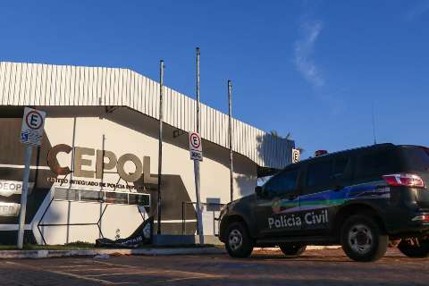 Bandido rouba carro, &eacute; perseguido por v&iacute;tima e acaba preso em flagrante	