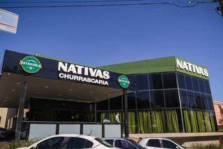 A Nativas Grill Premium fica localizada na Avenida Afonso Pena, 5468, Bairro Chácara Cachoeira. (Foto: Henrique Kawaminami)