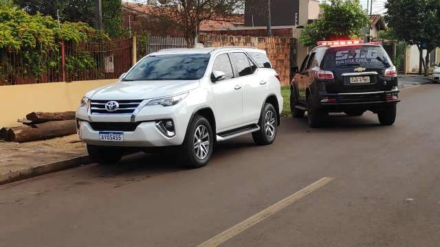 Toyota SW4 levada por assassino de empres&aacute;rio &eacute; abandonada a 4 km do crime