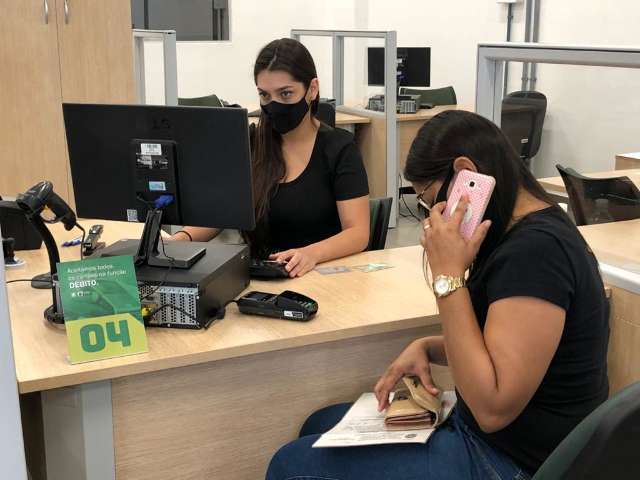 Detran continua com atendimentos neste s&aacute;bado e abre vagas para exame pr&aacute;tico
