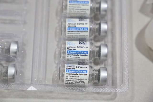 MS vai redistribuir 41 mil doses da Janssen para 66 munic&iacute;pios