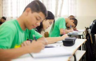 Estudantes que estão matriculados no ensino médio podem se inscrever nos cursos técnicos (Foto: Divulgação/SED)