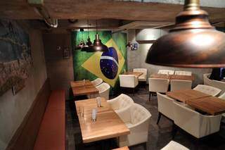 Restaurante Brasa e Grill aberto em Tóquio abriu em agosto de 2020 e é sonho realizado da campo-grandense.