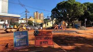 Obras interditaram cruzamento da Rui Barbosa com a 26 de Agosto, no início do mês (Foto: PMCG/Divulgação)