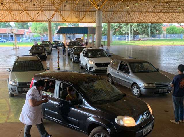 MP investiga 11 agentes de seguran&ccedil;a aposentados por furarem a fila da vacina