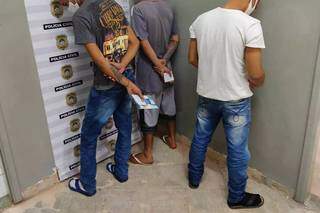 Os três detentos foram encaminhados para a 6ª Delegacia de Polícia (Foto: Divulgação/GCM)