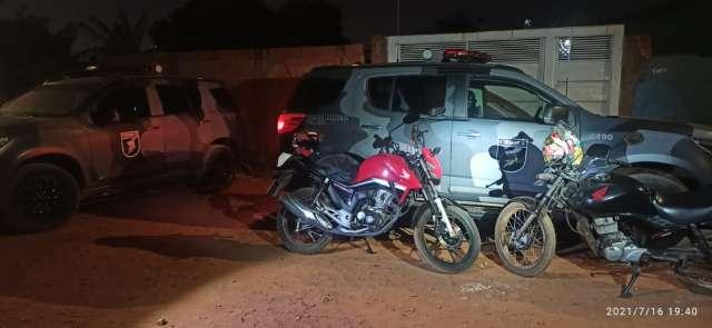 Ladr&otilde;es rendem motociclista e s&atilde;o presos no Aero Rancho