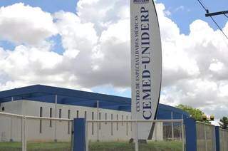 O Centro de especialidades fica localizado na Rua Nova Era, 480, bairro Itanhangá Park, no complexo da Uniderp (Foto: Divulgação)