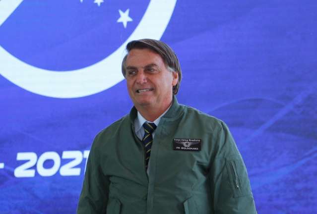 “Eleição que não é limpa não é eleição”, diz Bolsonaro à rádio de MS
