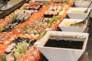 Aproveite uma noite inesquecível com o melhor da comida japonesa. (Foto: Marcos Maluf)