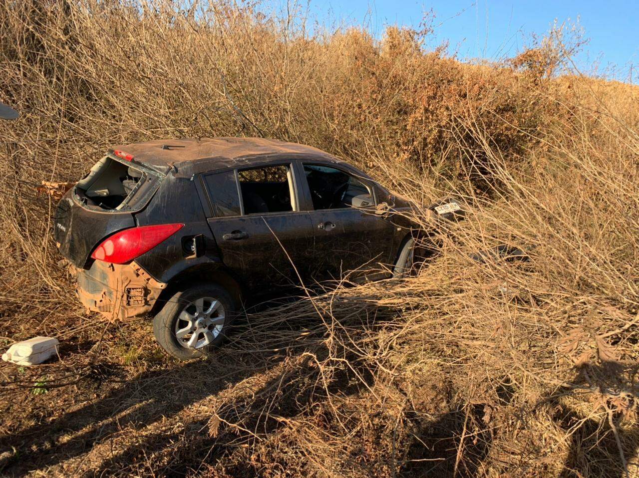 Veículo foi encontrado na região de Maracaju (Foto: Robertinho / Maracaju Speed)