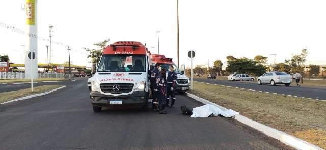 Funcion&aacute;rio de atacadista morre atropelado na Gury Marques e motorista foge