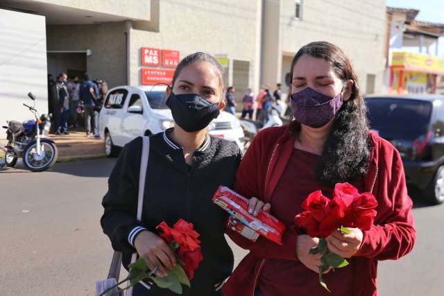 No vel&oacute;rio, filha cobra justi&ccedil;a e quer motorista que atropelou pai e fugiu preso