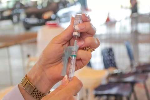 MS recebe 112 mil doses de vacina contra covid nesta semana