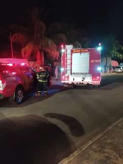 Inc&ecirc;ndio atinge casa e duas mulheres s&atilde;o levadas para delegacia 