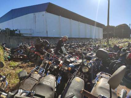 Com lance inicial de R$ 550 para Honda/CG, Detran faz leilão de motocicletas