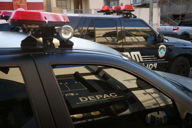 Homem &eacute; feito ref&eacute;m por quase 1h e abandonado perto de igreja